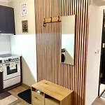 1br Near Gondola By Si شقة
